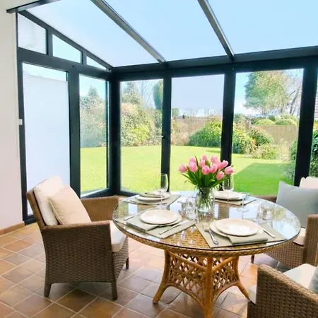 Haus Sonneneck 1 Apartamento *